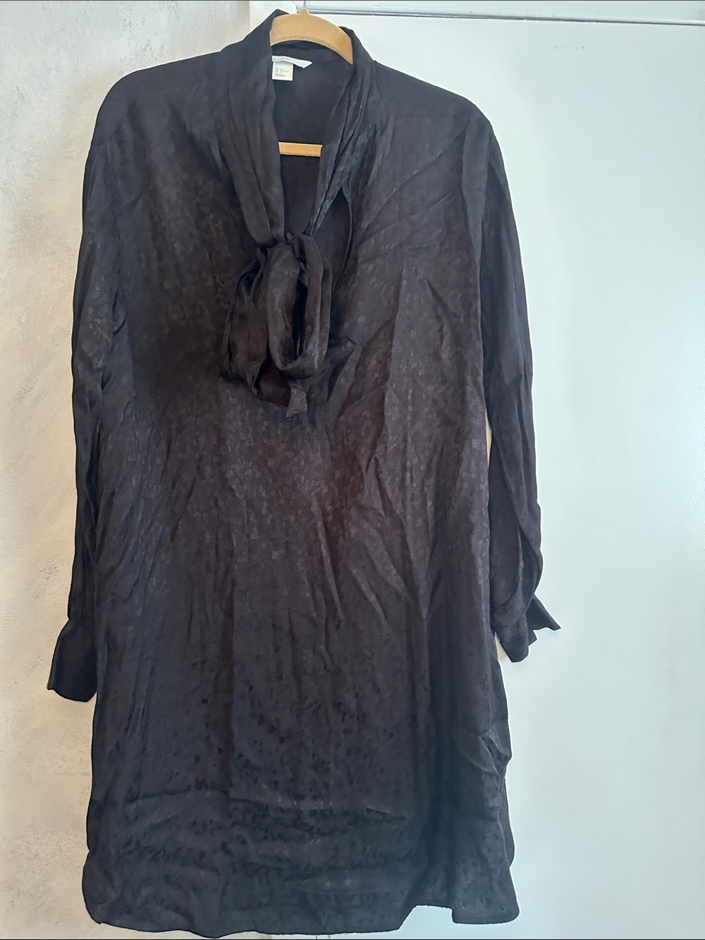 H&M Black Tie-Neck Tunic Blouse